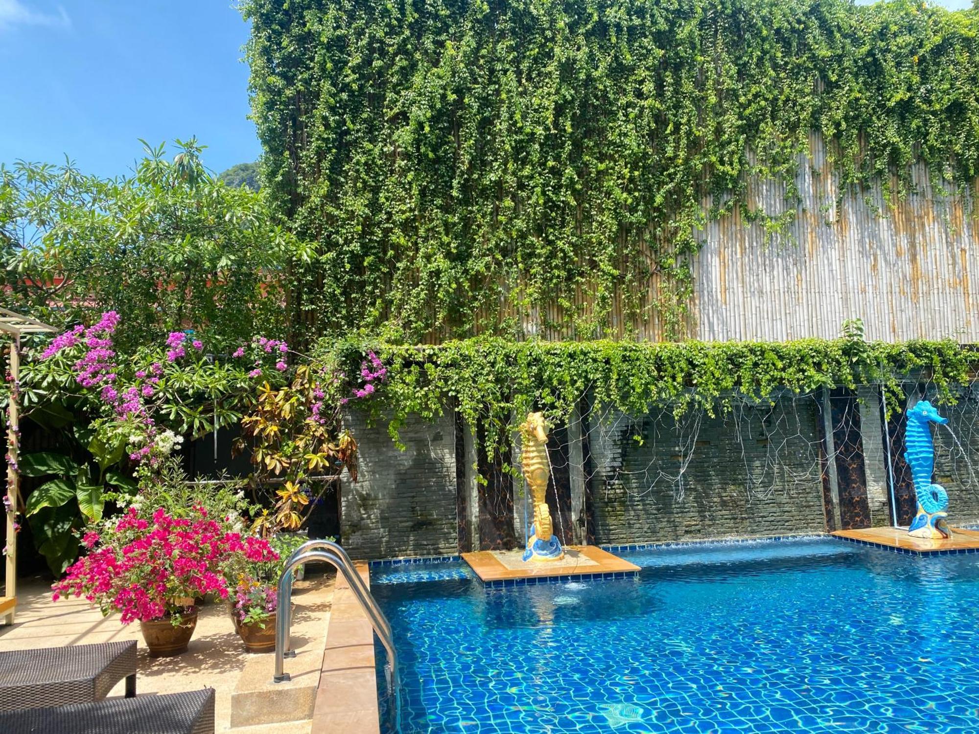 Phi Phi Maiyada Resort Экстерьер фото